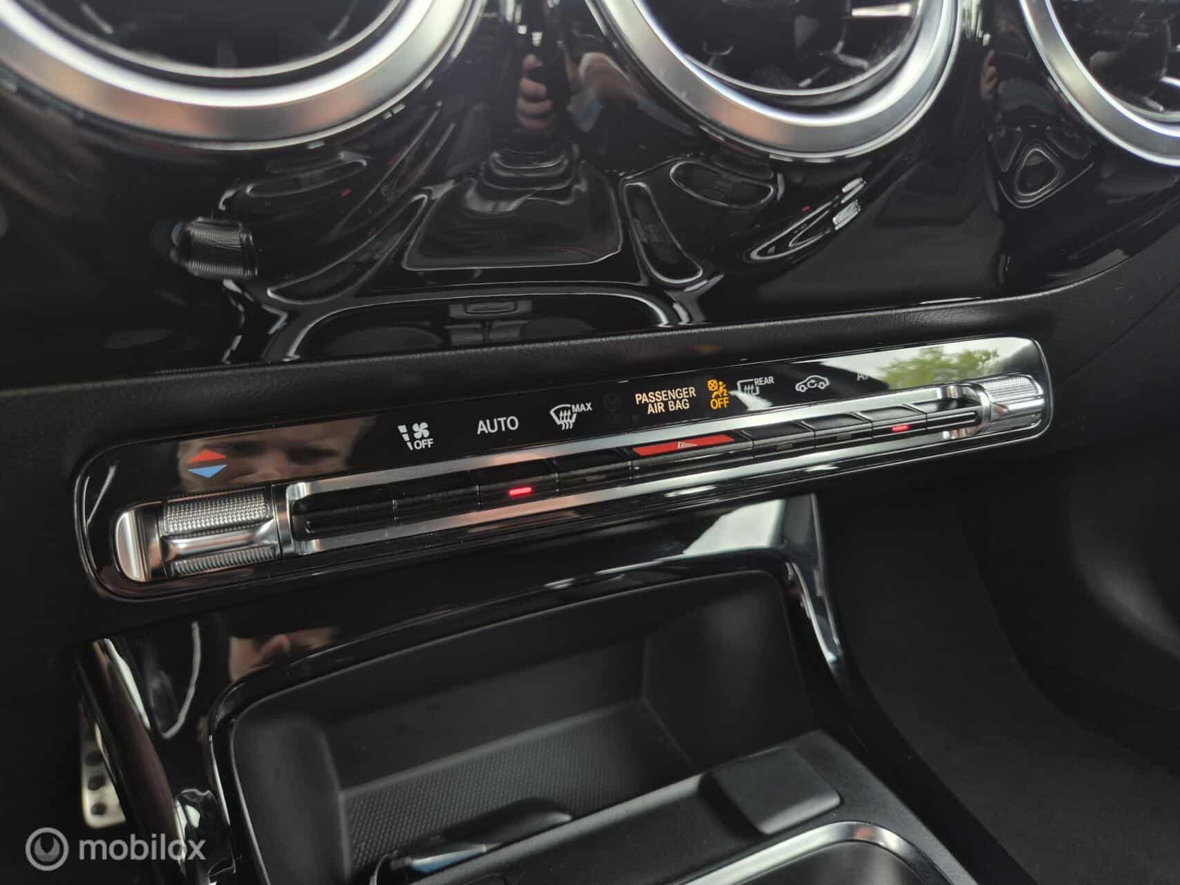 Mercedes A-klasse 200 Business Solution AMG
