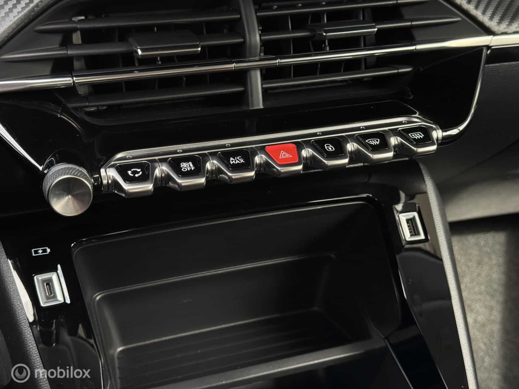 Peugeot 208 1.2 PureTech Active Carplay | Navigatie | Airco
