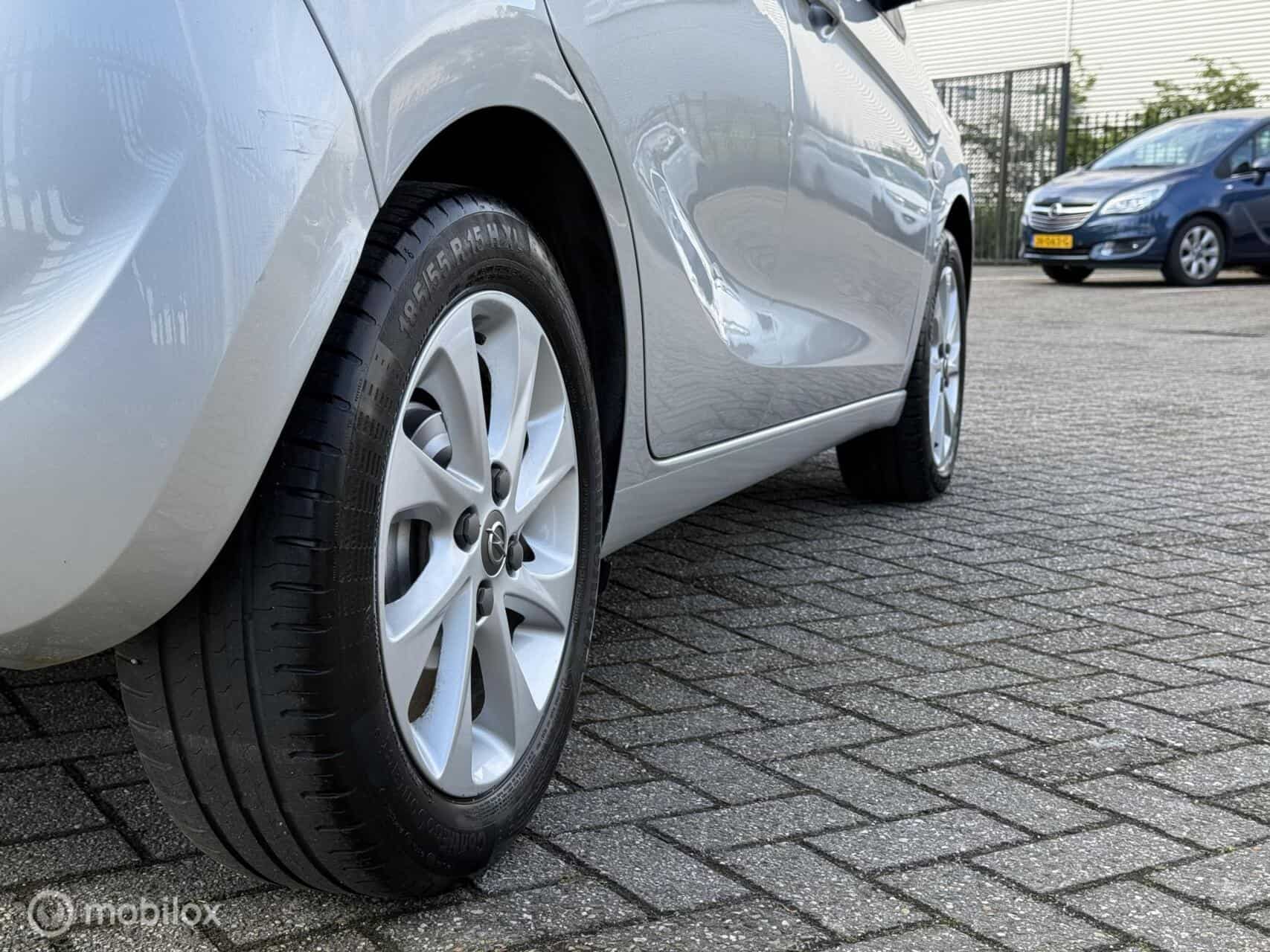 Opel KARL 1.0 ecoFLEX Cosmo | Stuur- stoelverwarming | Leer