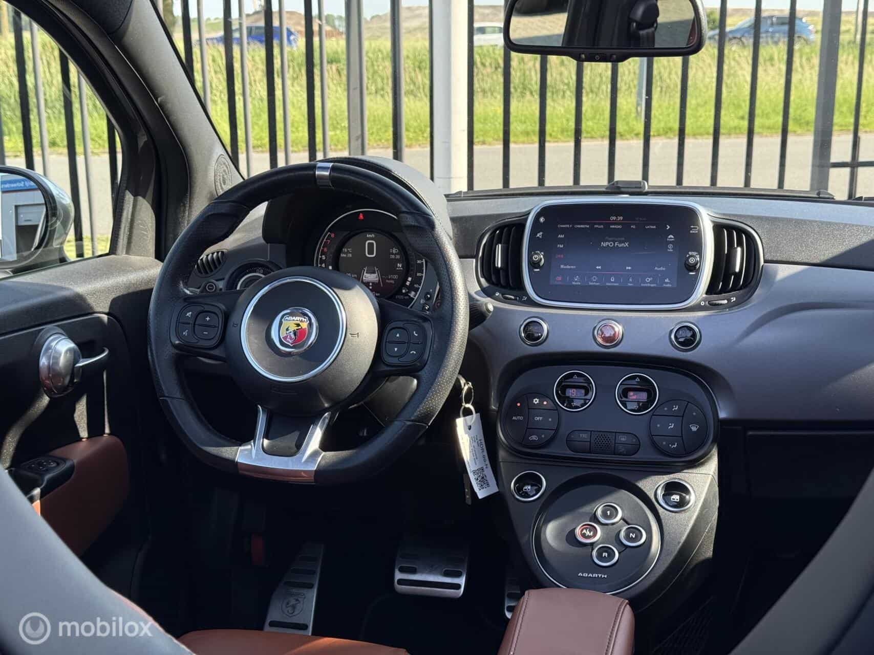 Fiat 500 1.4 T-Jet Abarth Turismo | Automaat | Cabrio | Leer