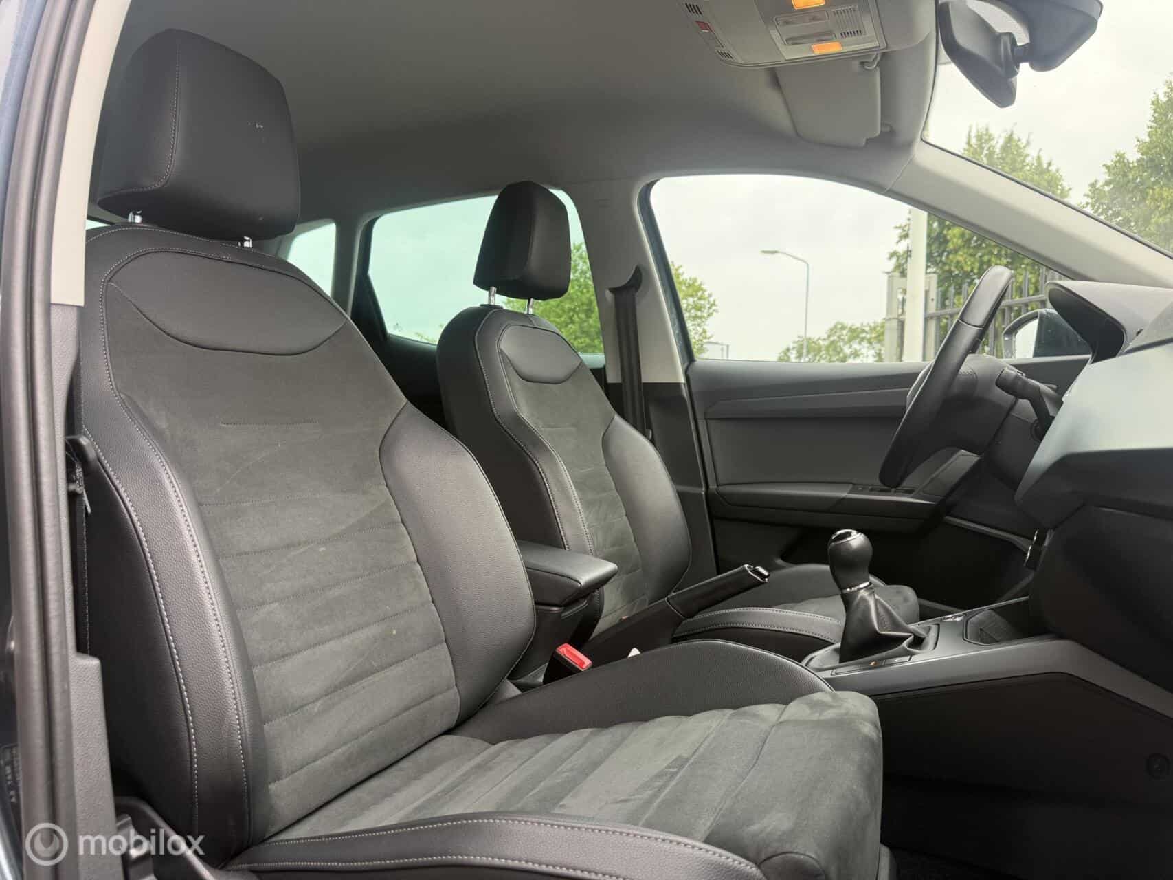 Seat Arona 1.0 TSI Business | Leer | Camera | ACC | Virtual