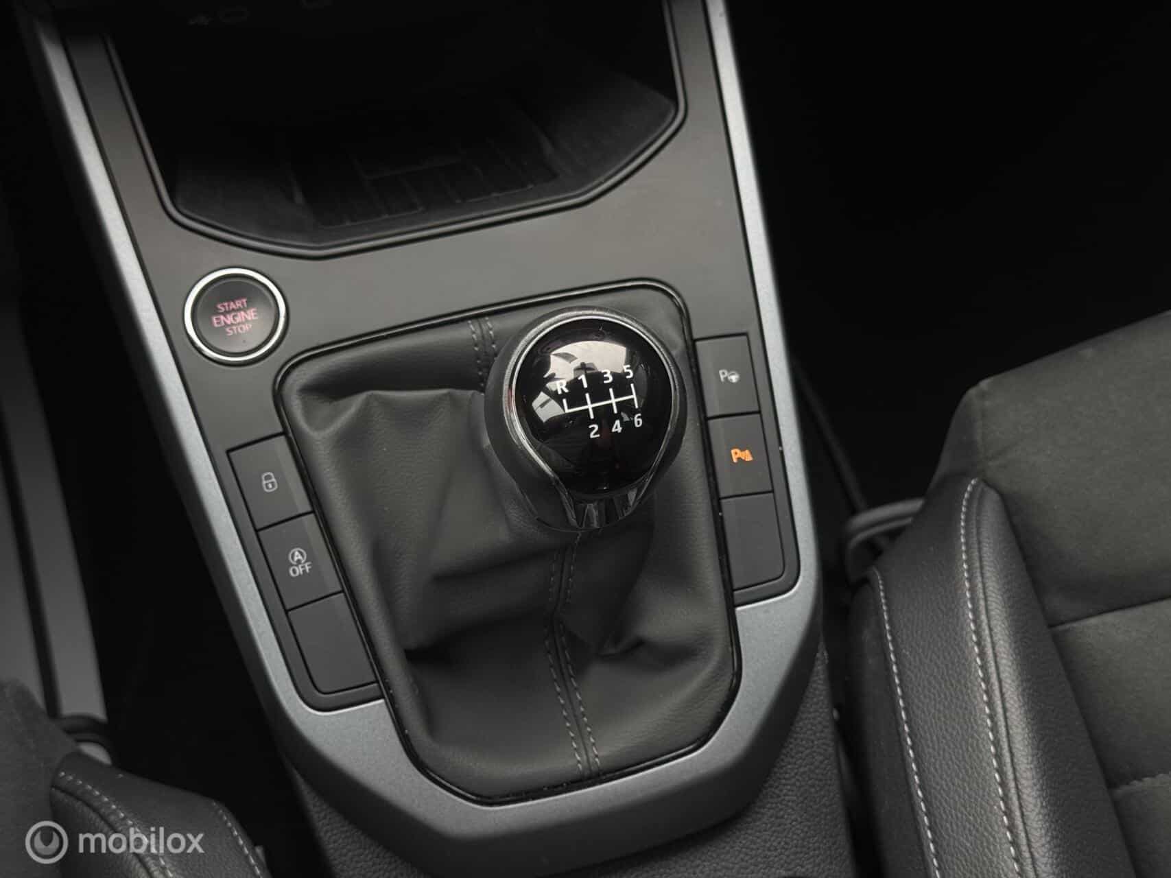 Seat Arona 1.0 TSI Business | Leer | Camera | ACC | Virtual