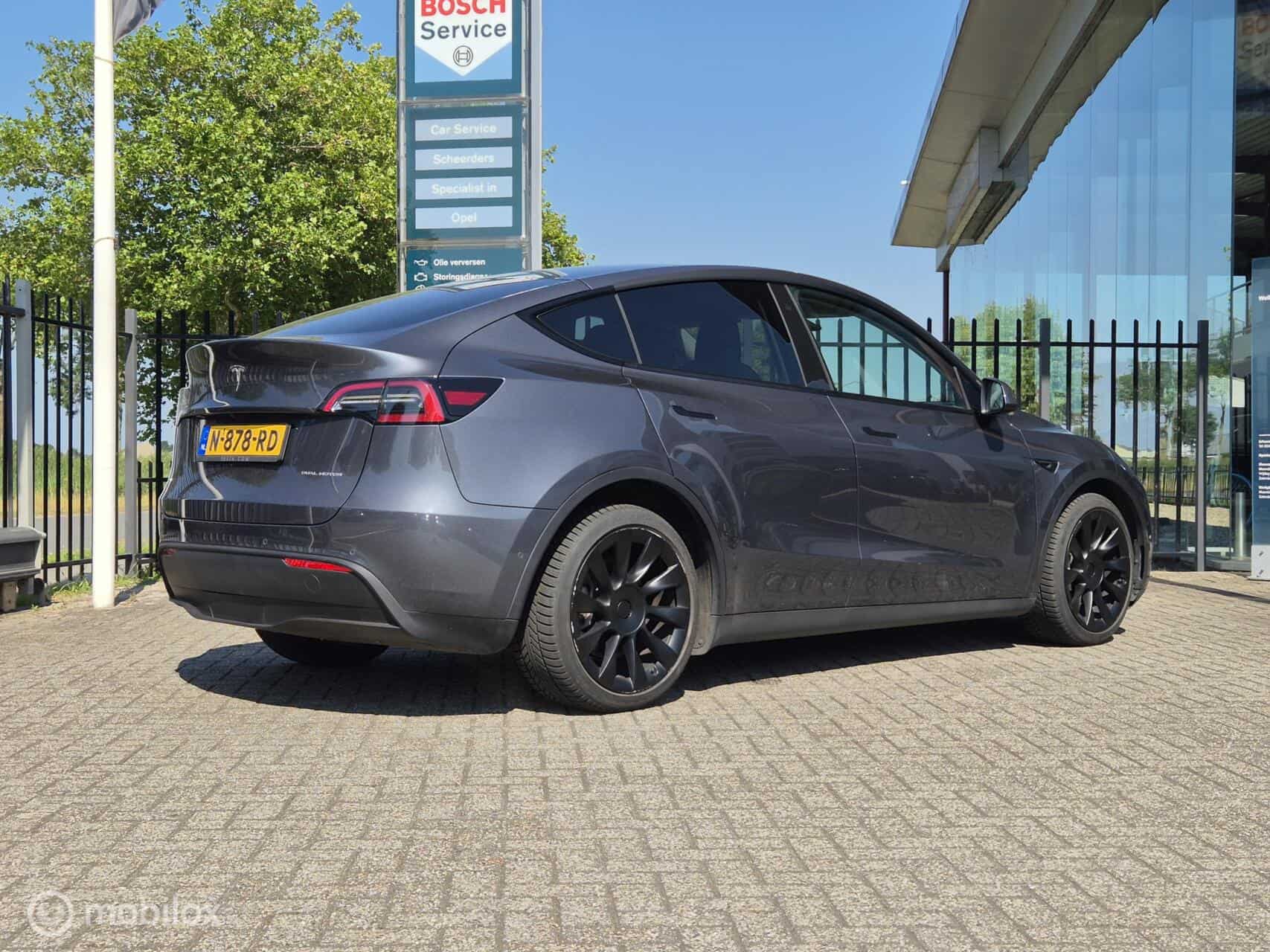 Tesla Model Y Long Range AWD 75 kWh SoH 92%