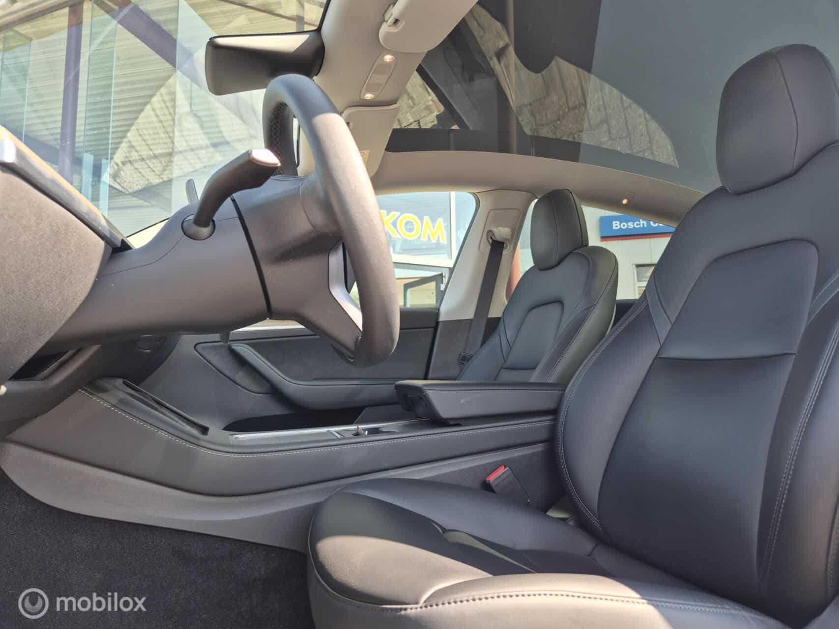 Tesla Model Y Long Range AWD 75 kWh SoH 92%