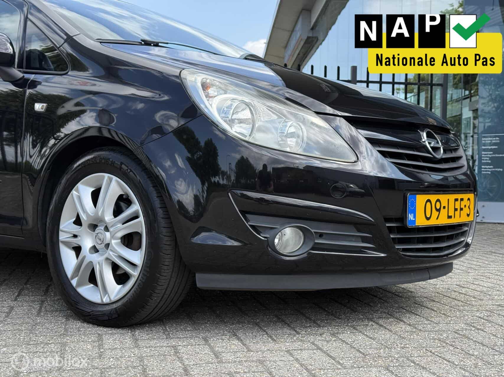 Opel Corsa 1.4-16V Color Edition | Airco | NAP | Cruise