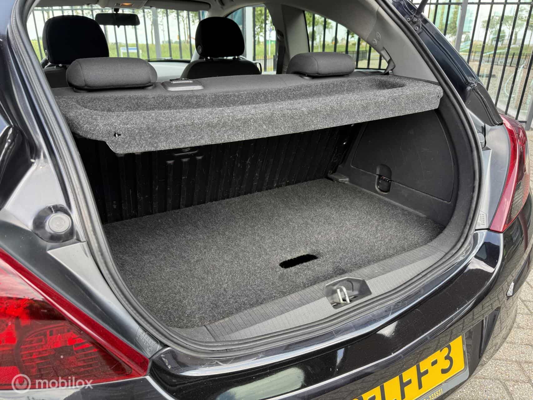 Opel Corsa 1.4-16V Color Edition | Airco | NAP | Cruise