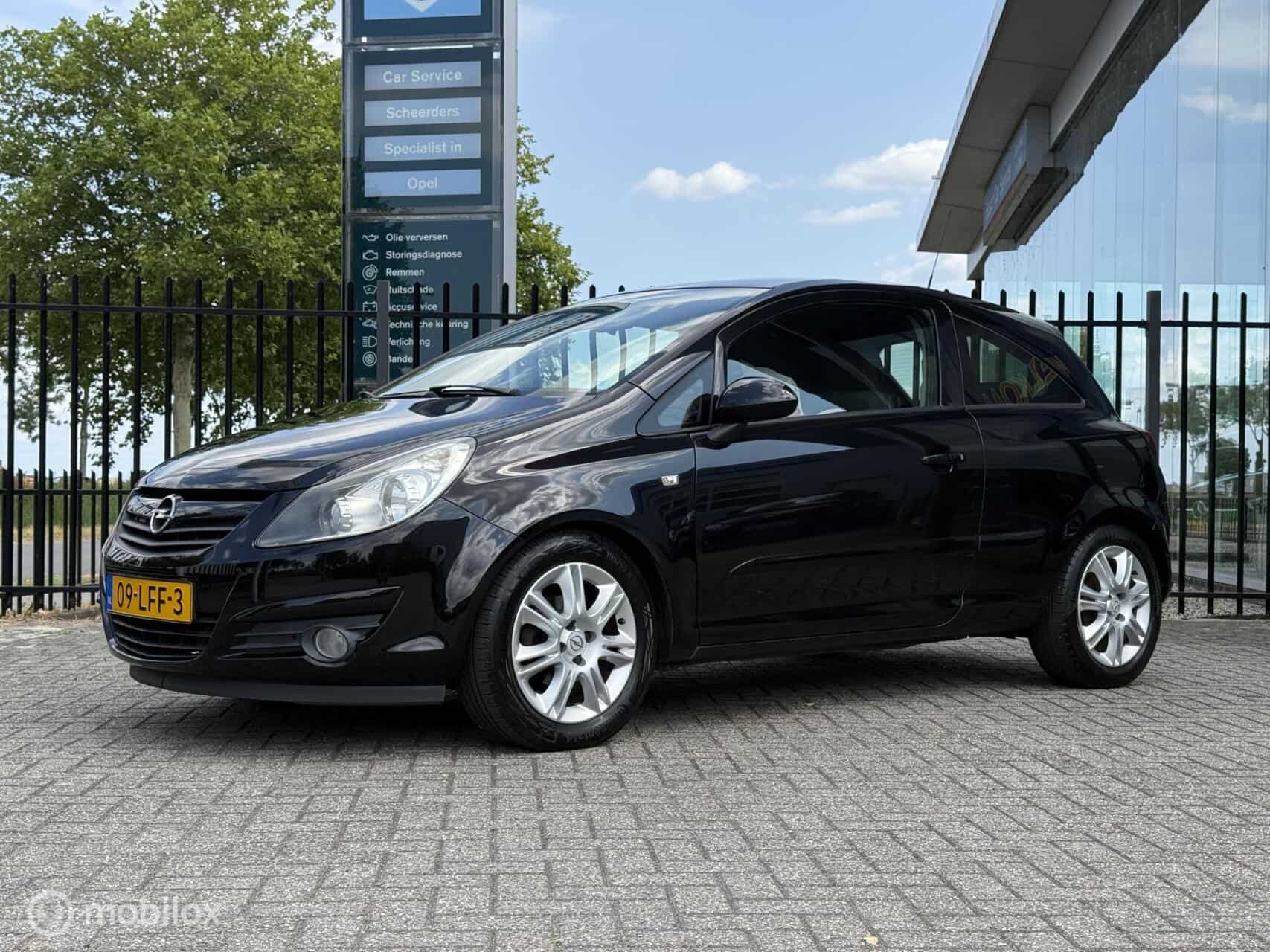 Opel Corsa 1.4-16V Color Edition | Airco | NAP | Cruise