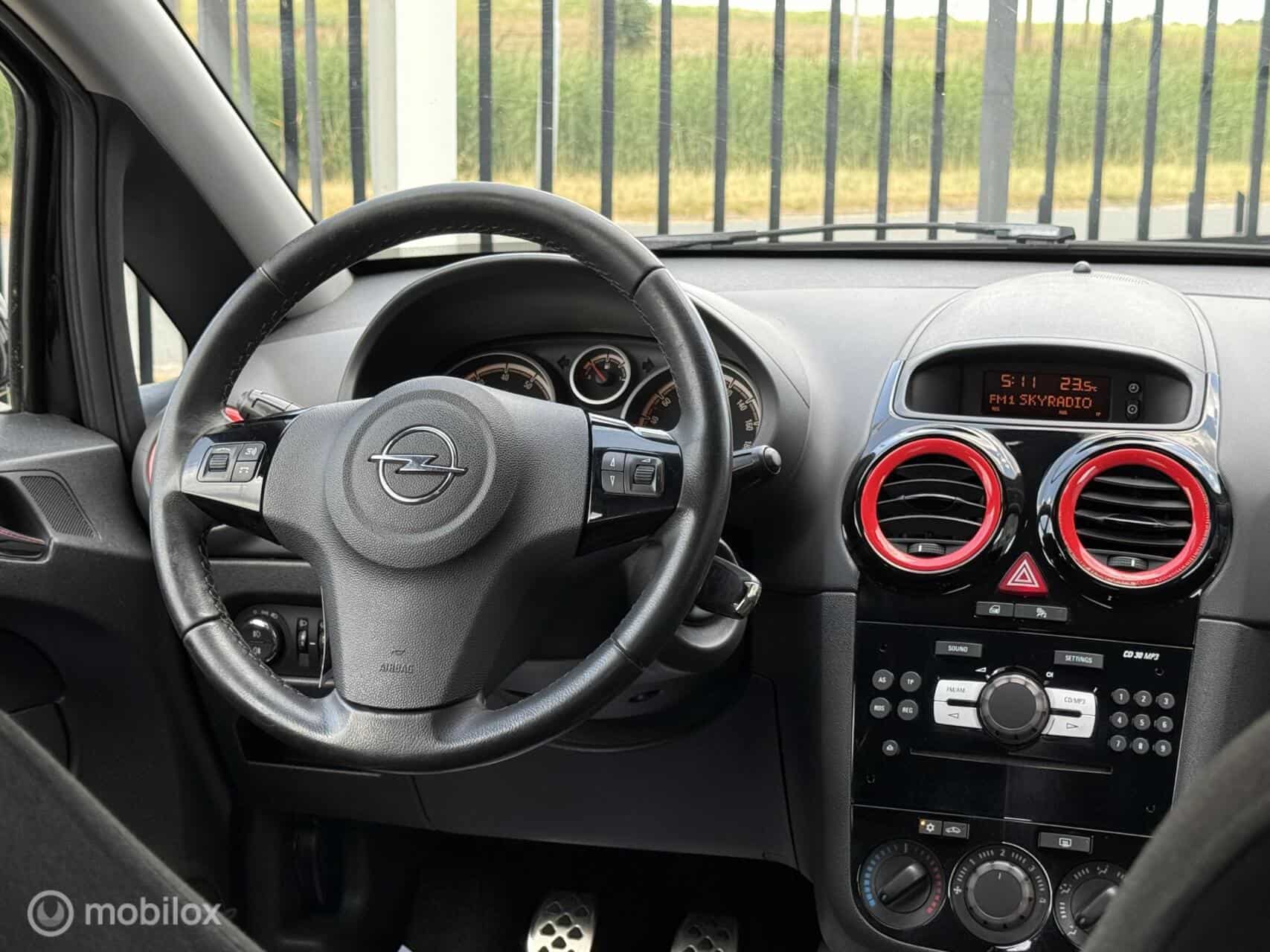 Opel Corsa 1.4-16V Color Edition | Airco | NAP | Cruise
