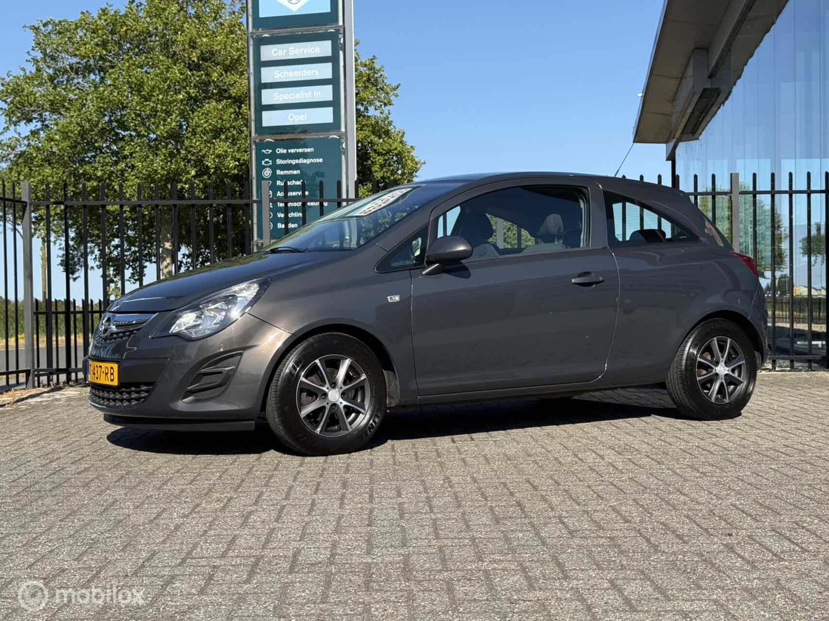 Opel Corsa 1.2-16V BlitZ