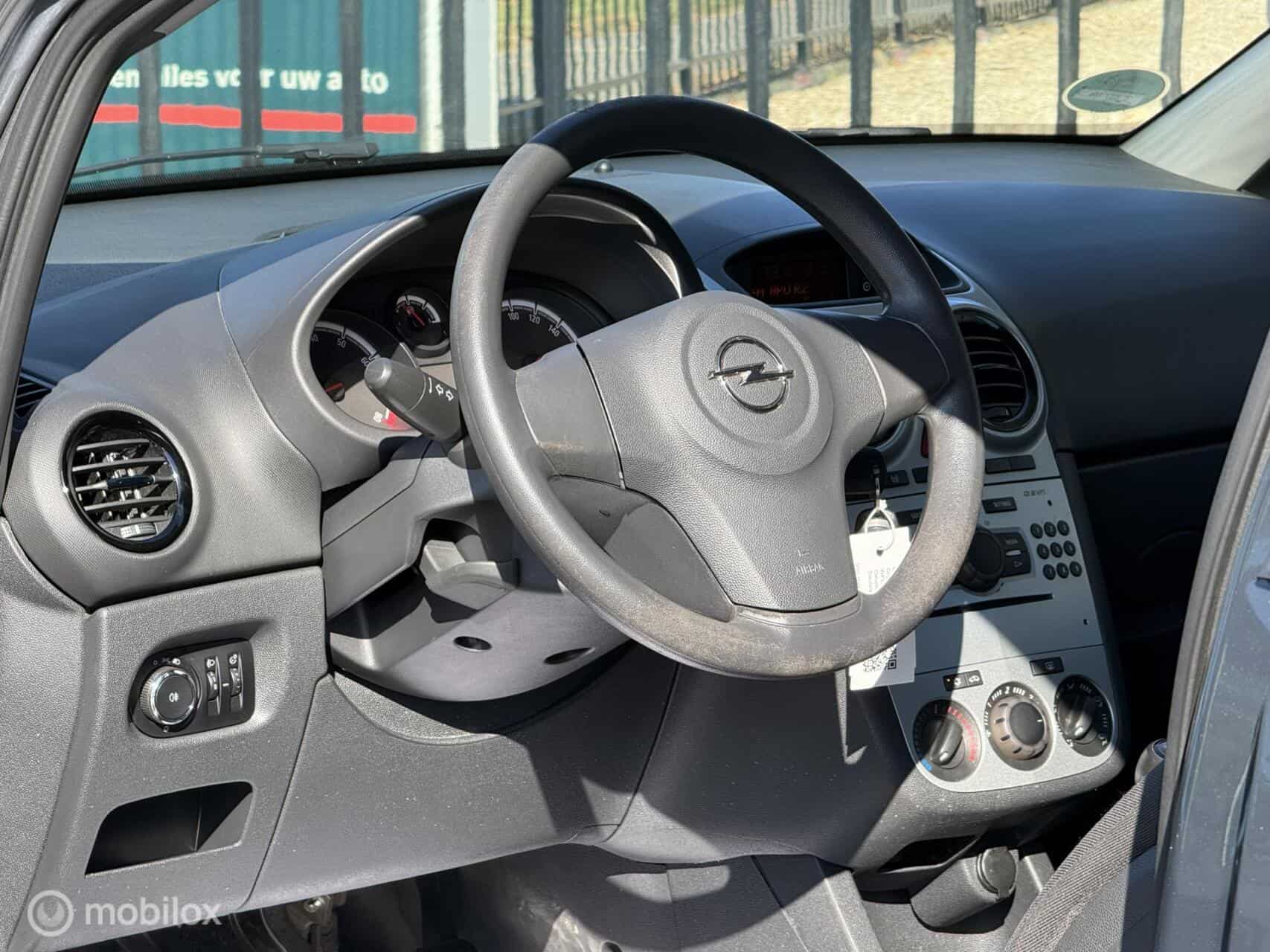 Opel Corsa 1.2-16V BlitZ