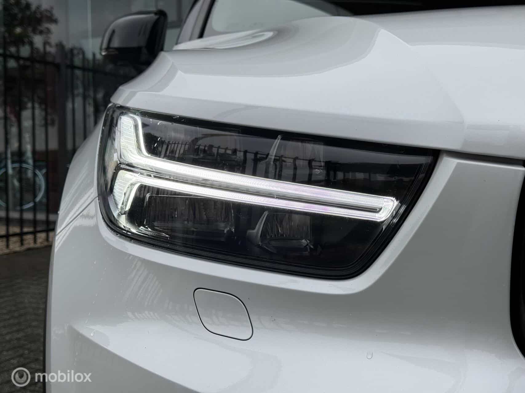 Volvo XC40 1.5 T5 Recharge R-Design|Pano|H/K|Carplay