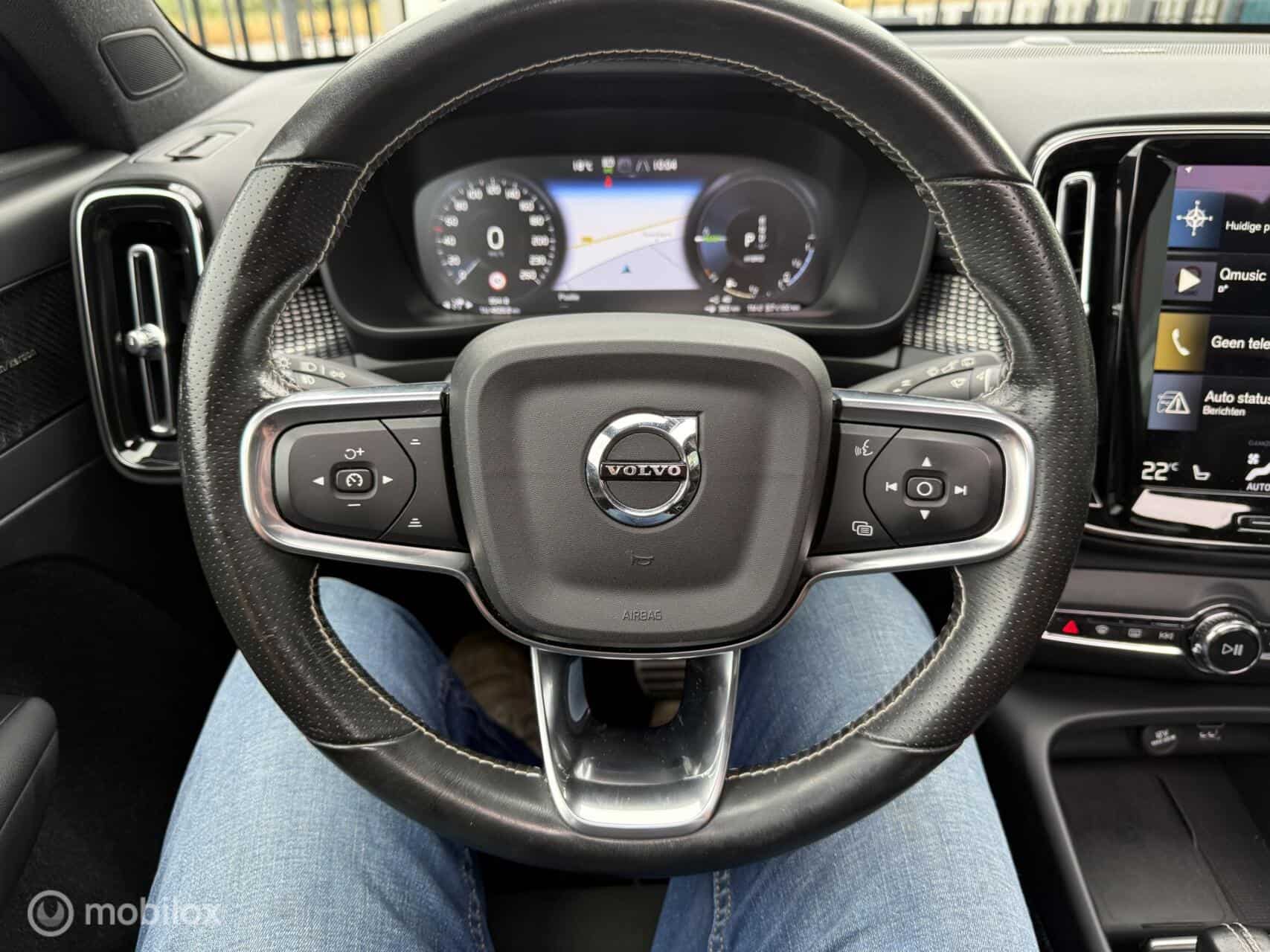 Volvo XC40 1.5 T5 Recharge R-Design|Pano|H/K|Carplay