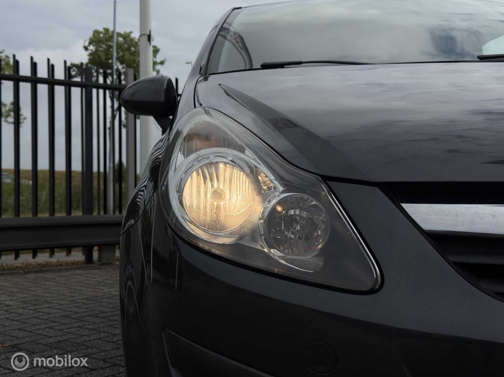 Opel Corsa 1.4-16V | Airco | NAP | Cruise