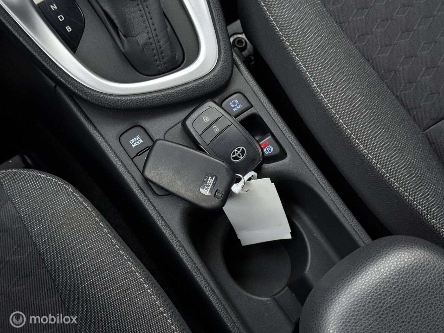 Toyota Yaris 1.5 Hybrid Dynamic | Incl onderhoud & garantie