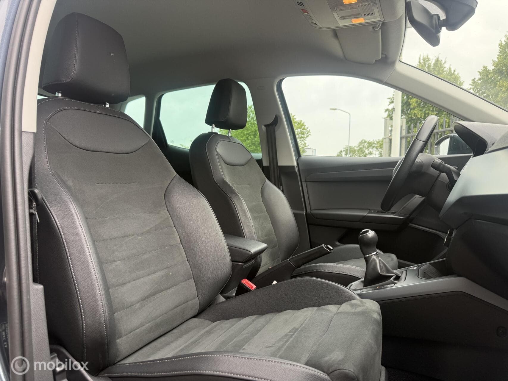 Seat Arona 1.0 TSI Business | Leer | Camera | ACC | Virtual