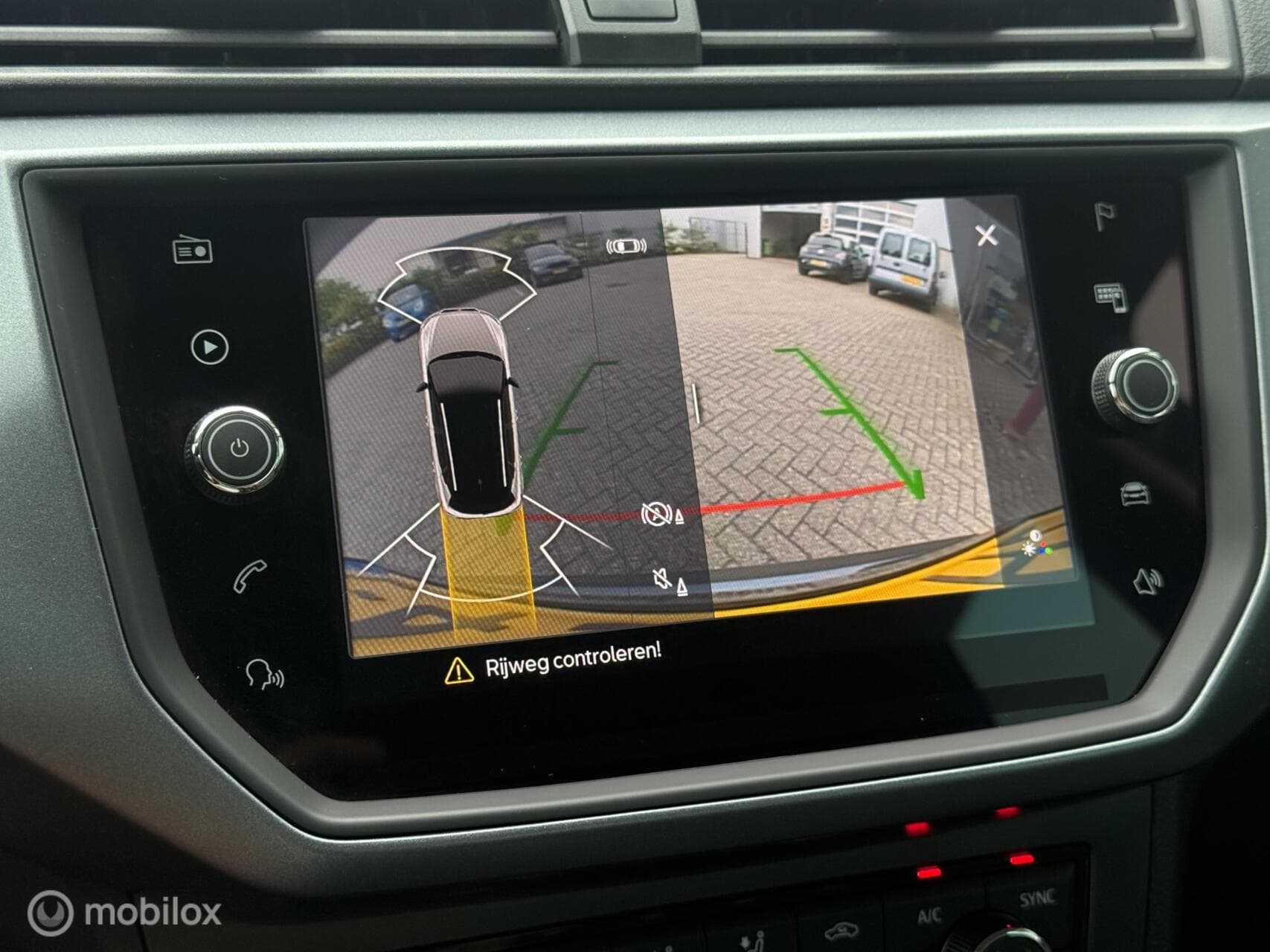 Seat Arona 1.0 TSI Business | Leer | Camera | ACC | Virtual