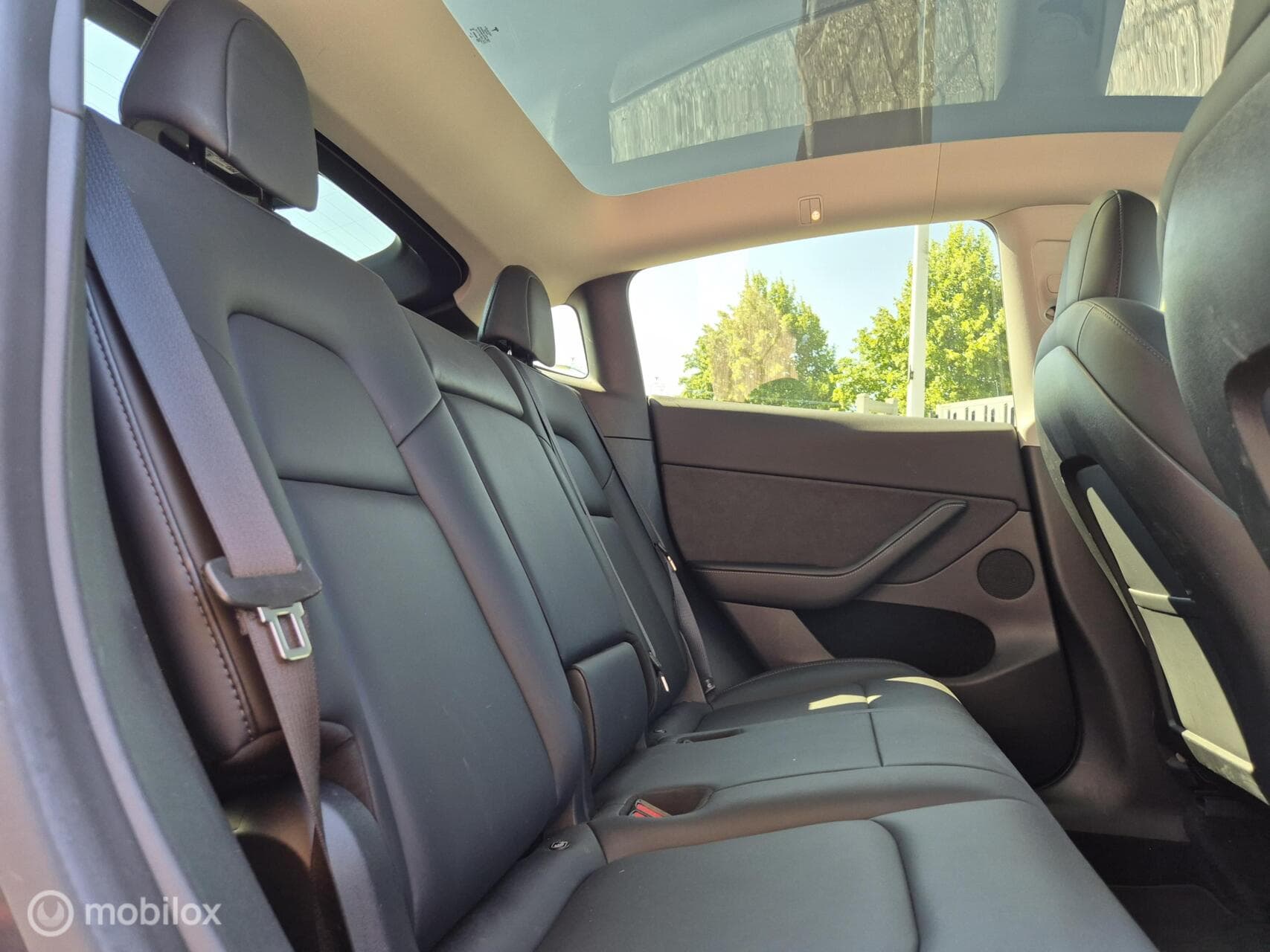 Tesla Model Y Long Range AWD 75 kWh SoH 92%
