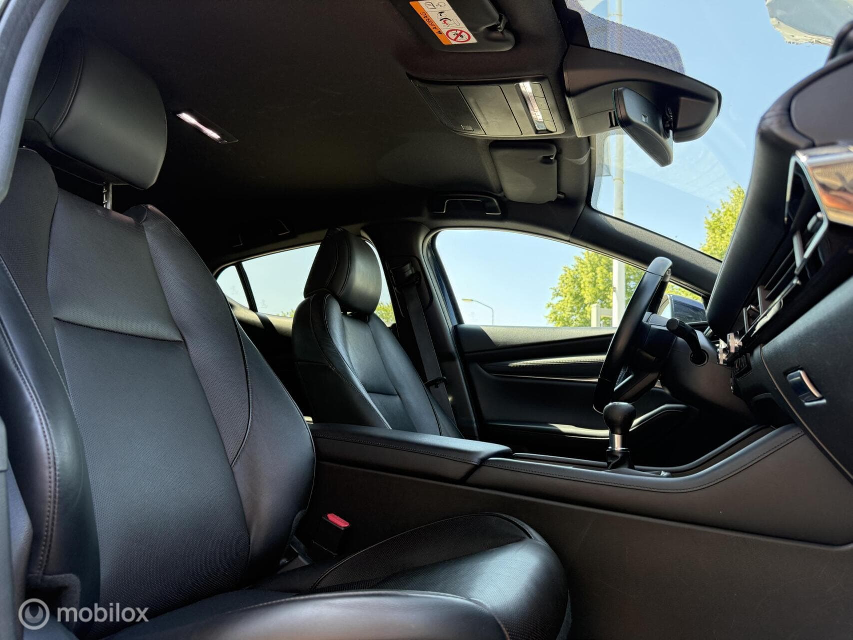 Mazda 3 2.0 e-SkyActiv-X M Hybrid 186 Luxury | full option