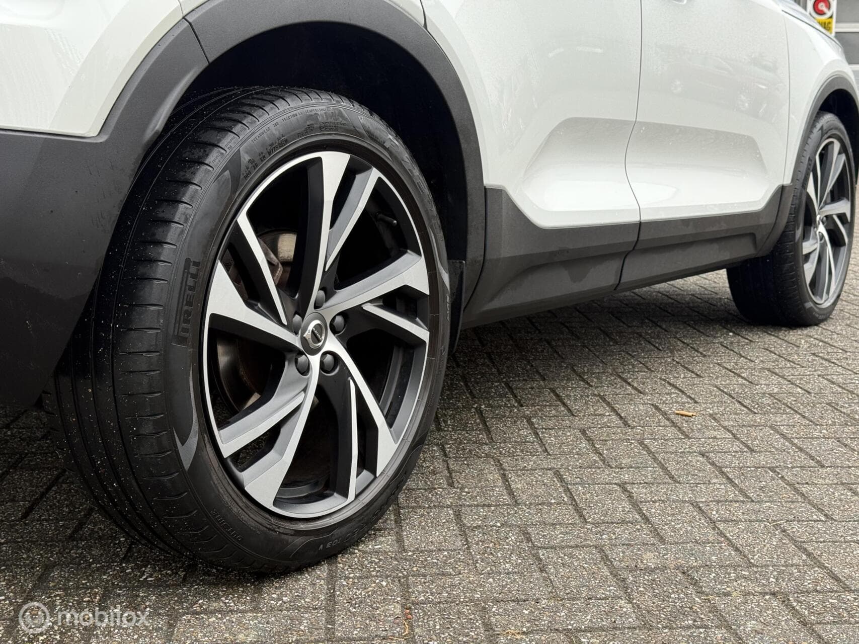 Volvo XC40 1.5 T5 Recharge R-Design|Pano|H/K|Carplay