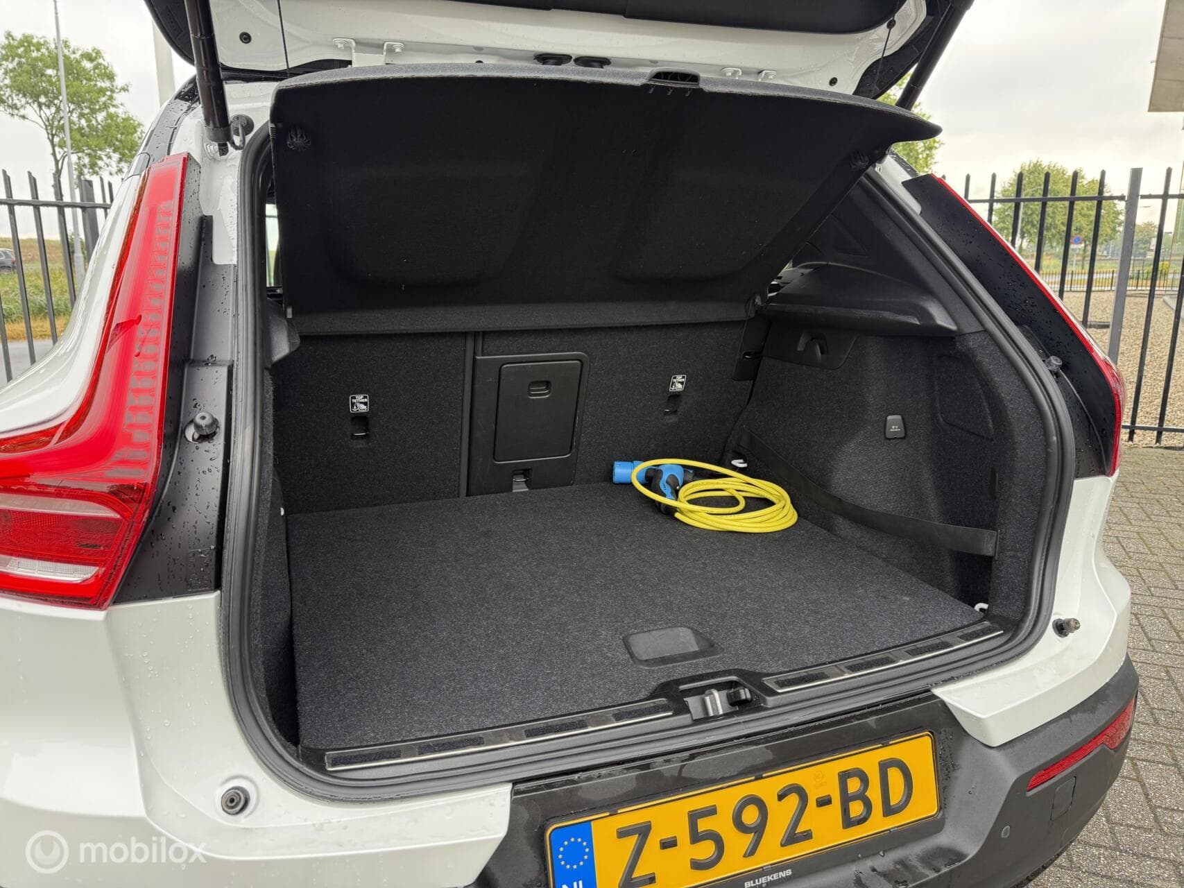 Volvo XC40 1.5 T5 Recharge R-Design|Pano|H/K|Carplay